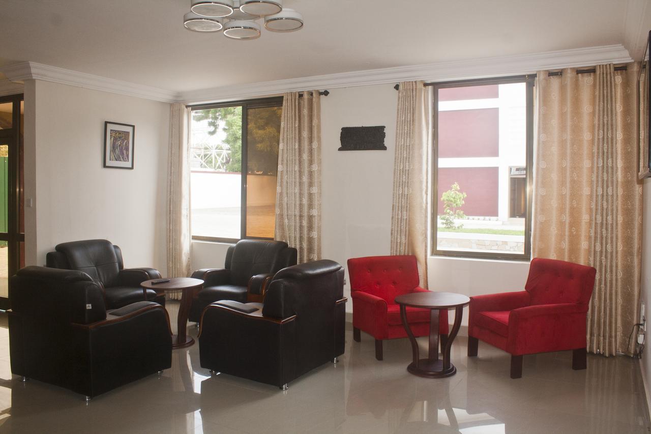 Consir Executive Lodge Аккра Екстер'єр фото