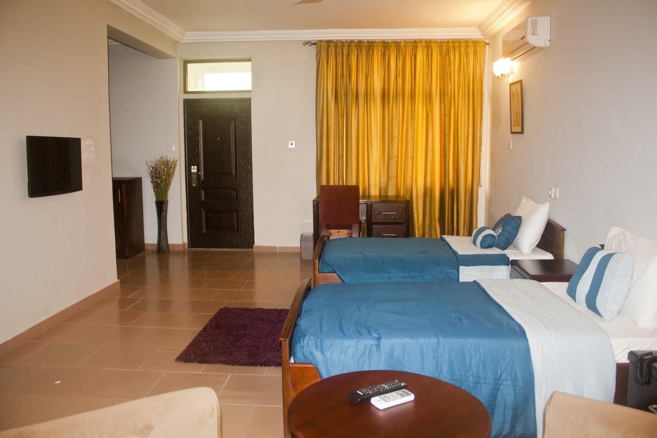 Consir Executive Lodge Аккра Екстер'єр фото