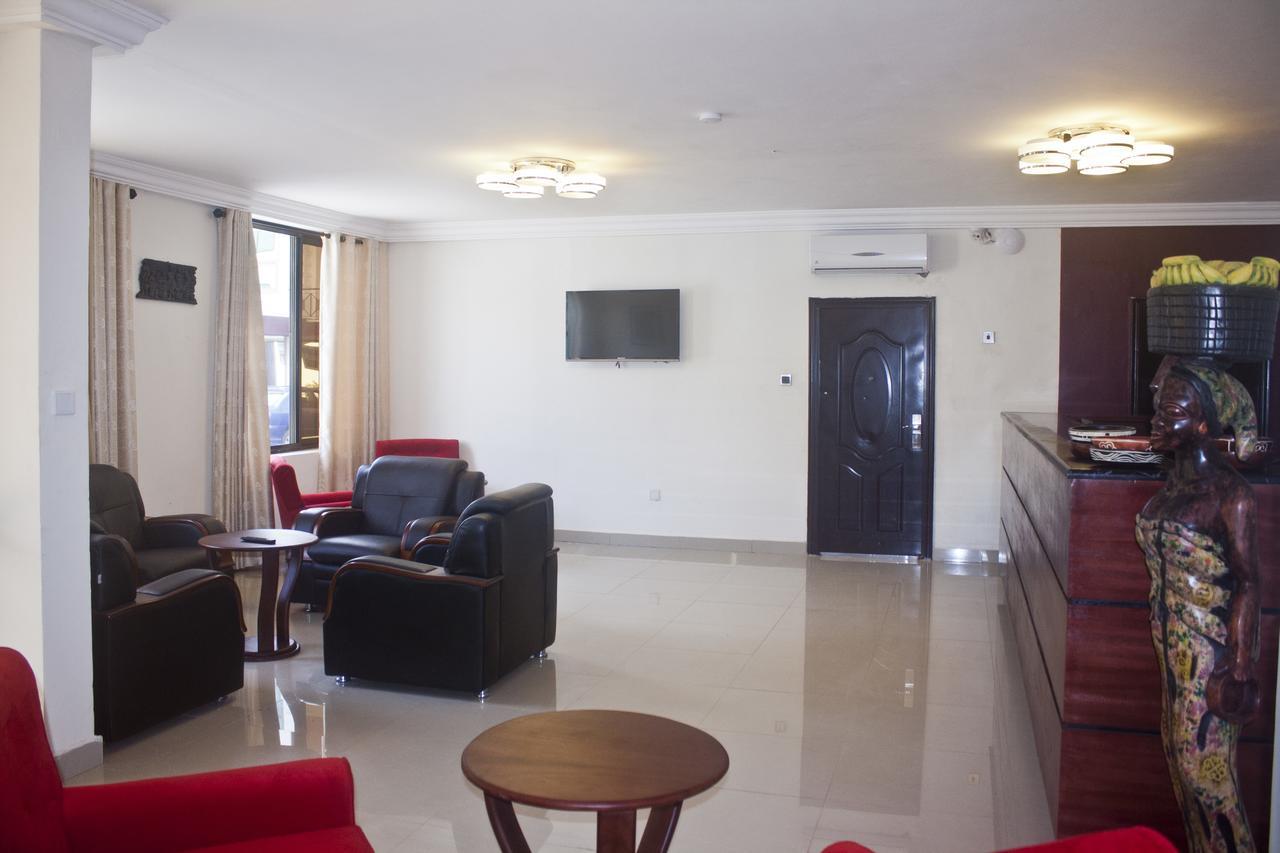 Consir Executive Lodge Аккра Екстер'єр фото
