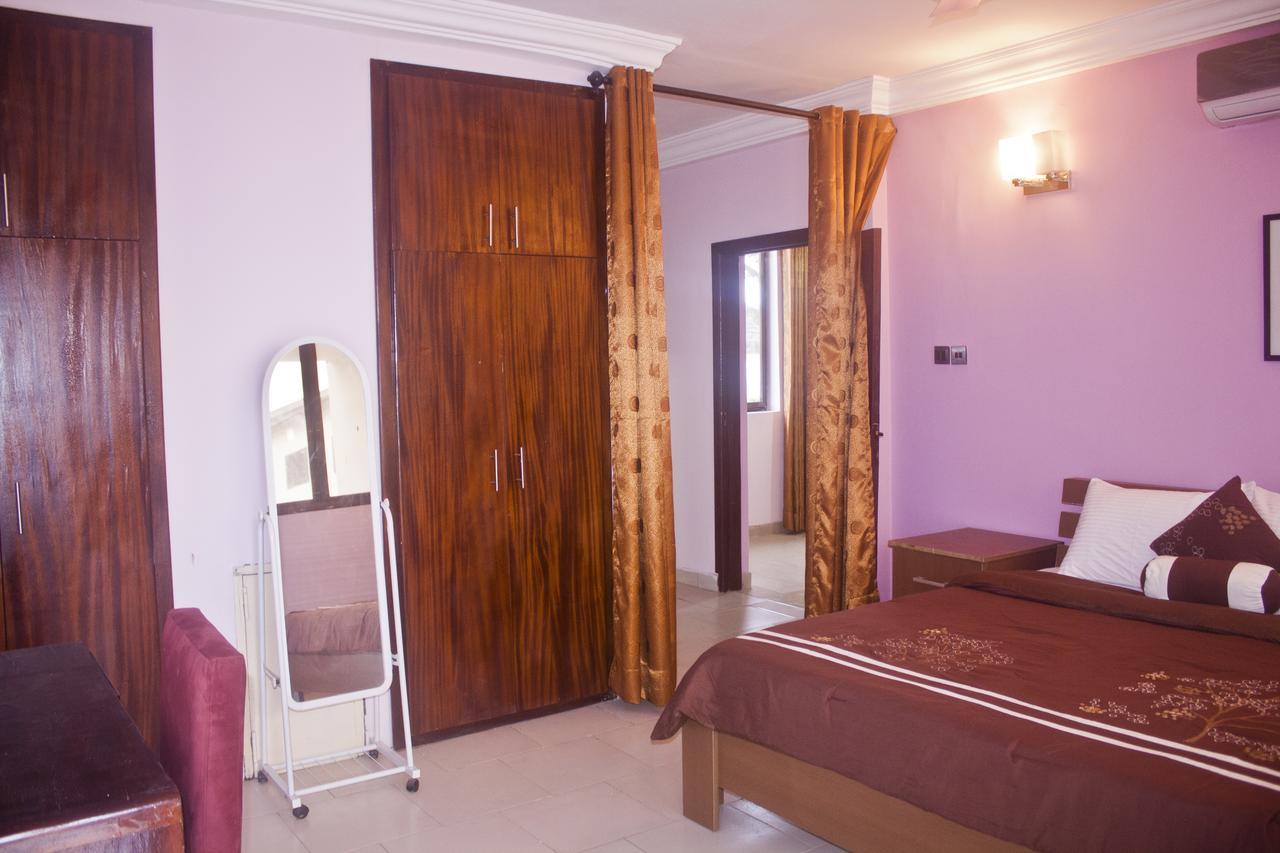Consir Executive Lodge Аккра Екстер'єр фото