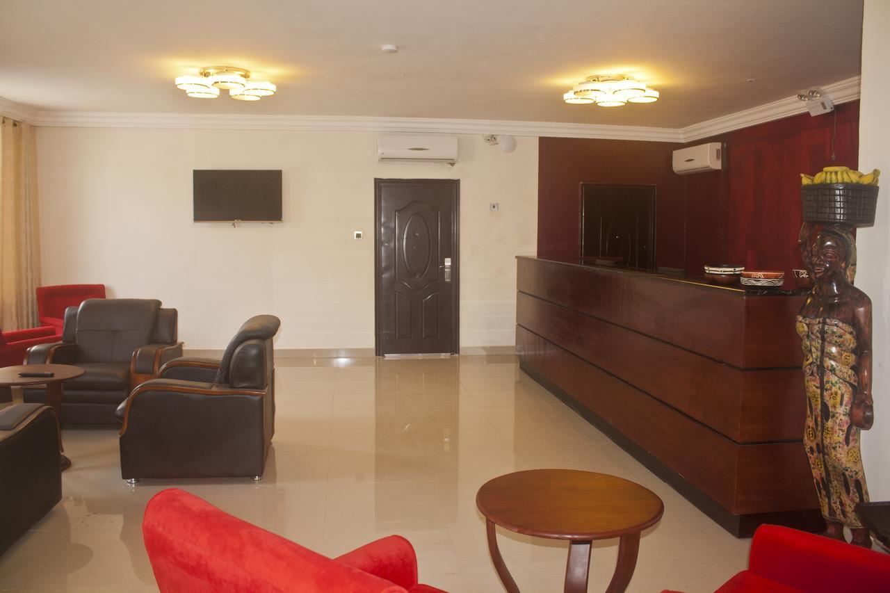 Consir Executive Lodge Аккра Екстер'єр фото