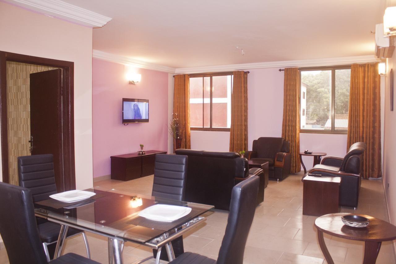 Consir Executive Lodge Аккра Екстер'єр фото