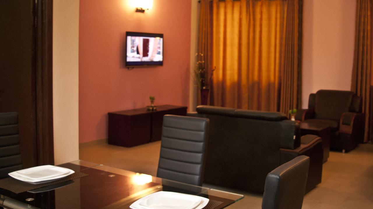 Consir Executive Lodge Аккра Екстер'єр фото