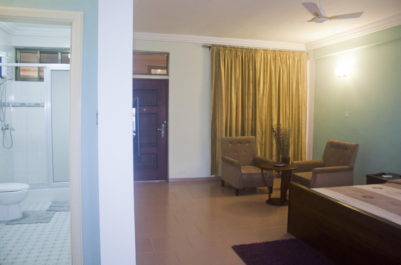 Consir Executive Lodge Аккра Екстер'єр фото